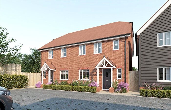 3 Bedroom Semi-Detached House For Sale In Fuggle Hop Close, Tongham, Surrey, GU10
