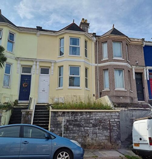 1 Bedroom Flat To Rent In Pasley Street, Stoke, Plymouth, PL2