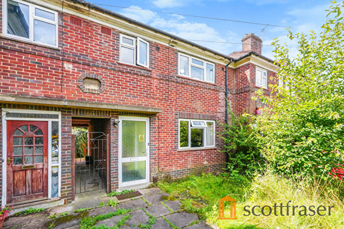 3 Bedroom Terraced House To Rent In Farmer Place, Headington, OX3