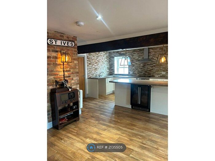 2 Bedroom Flat To Rent In Dugdale Street, Burnley, BB11