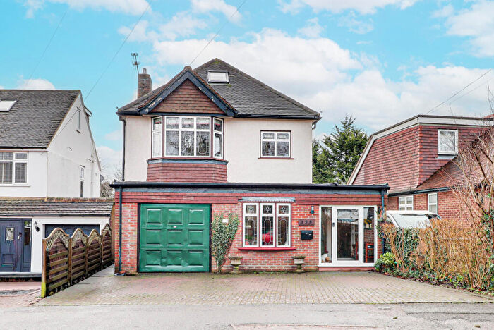 5 Bedroom Detached House For Sale In Green Lane, St Albans, AL3