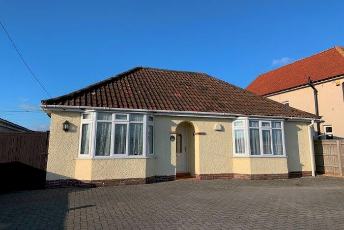 2 Bedroom Detached Bungalow To Rent In Elm Close, Wells, BA5