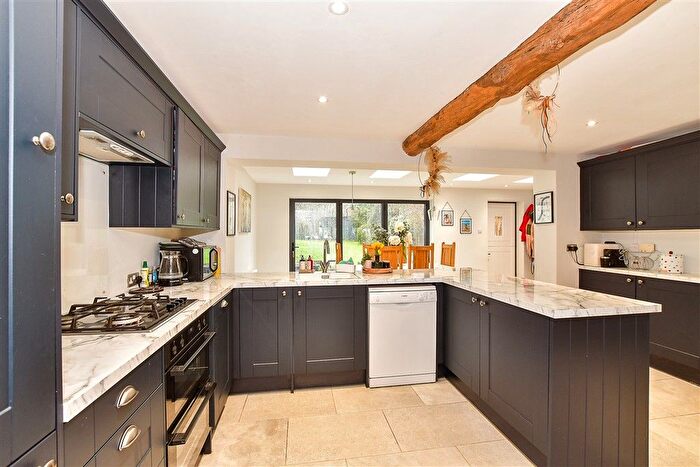 3 Bedroom Semi-Detached House For Sale In Smarden, Smarden, Kent, TN27