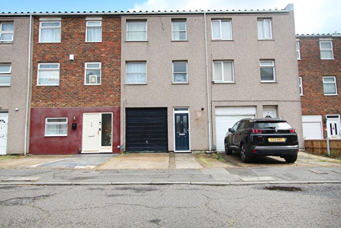 3 Bedroom Terraced House For Sale In Mimosa Close, Romford, RM3