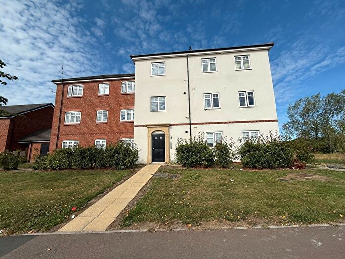 1 Bedroom Flat For Sale In Harebell Gardens, Houghton Regis, LU5