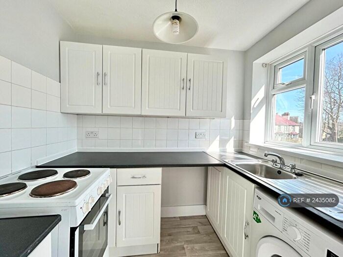 1 Bedroom Flat To Rent In Minster Road, Minster On Sea, Sheerness, ME12