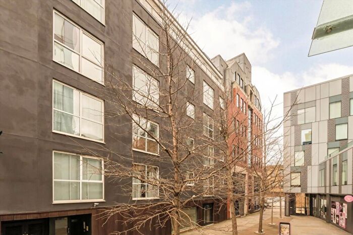 2 Bedroom Flat To Rent In Frying Pan Alley, City Of London, E1