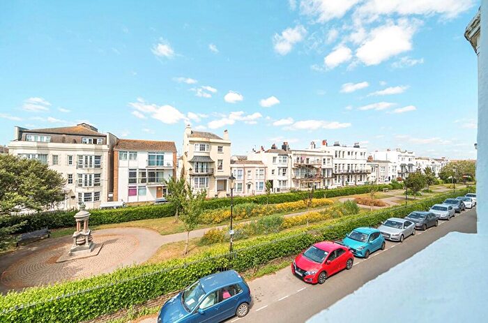 1 Bedroom Flat To Rent In The Steyne, Bognor Regis, West Sussex, PO21