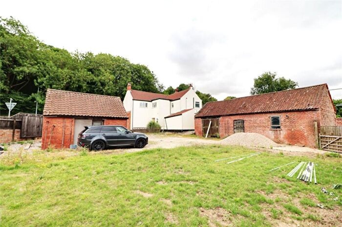 4 Bedroom Detached House For Sale In High Street, South Ferriby, Lincolnshire, DN18