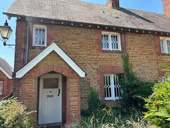 2 Bedroom Cottage To Rent In Sywell, Northampton, NN6