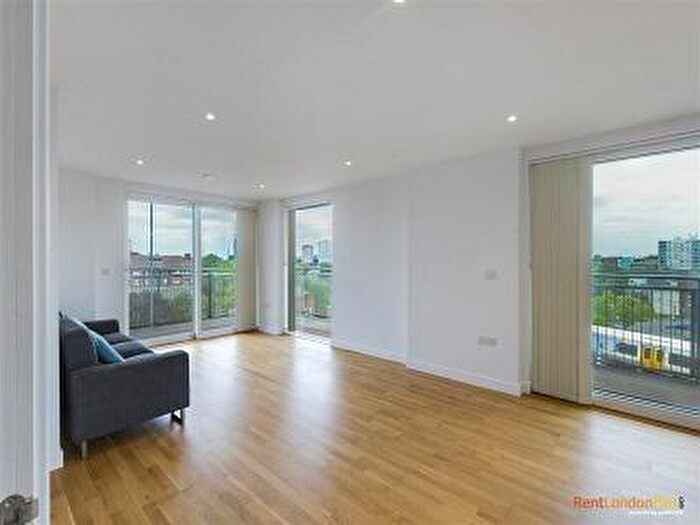 2 Bedroom Flat To Rent In Deptford – Bedrooms Flat, SE8