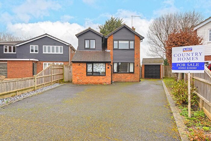 4 Bedroom Detached House For Sale In The Greenways, Paddock Wood, TN12