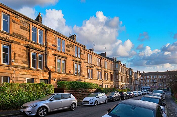 2 Bedroom Flat For Sale In Grantley Street, Flat /, Shawlands, Glasgow, G41