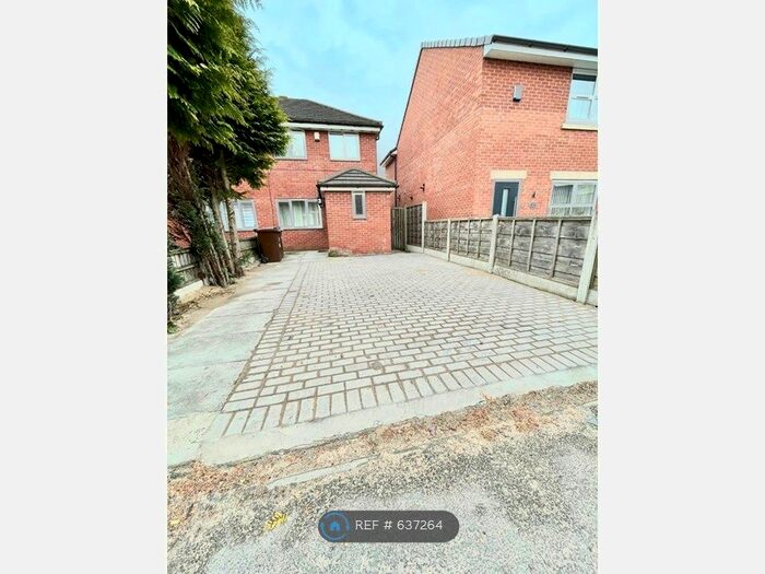 3 Bedroom Semi-Detached House To Rent In Firs Lane, Leigh, WN7