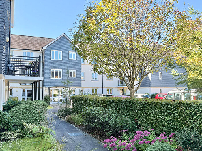 2 Bedroom Retirement Property For Sale In Tavistock, PL19