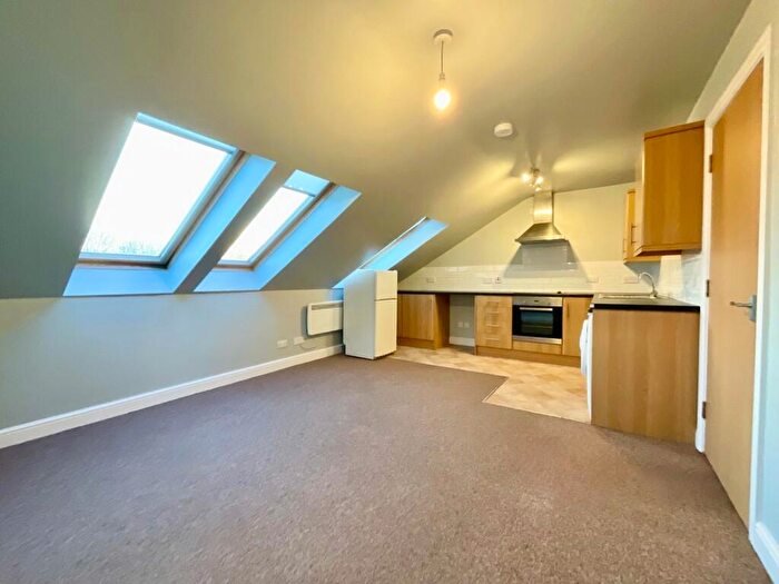 2 Bedroom Apartment For Sale In Bulwark Road, Bulwark, Chepstow, NP16