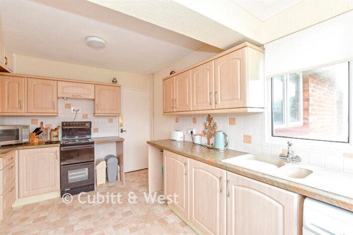 2 Bedroom Semi-Detached Bungalow For Sale In Woodroffe Walk, Emsworth, Hampshire, PO10