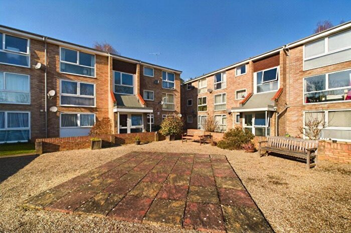 2 Bedroom Apartment For Sale In Josephine Court, Southcote Road, Reading, Berkshire, RG30