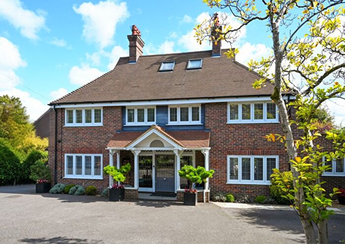 5 Bedroom Detached House For Sale In Croft Road, Crowborough, TN6