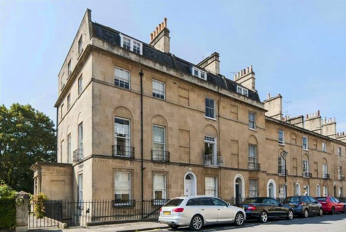 Apartment To Rent In Daniel Street, Bath, BA2
