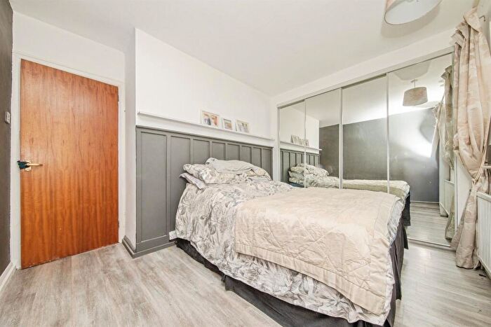 3 Bedroom Semi-Detached House For Sale In Whitton Church Lane, Ipswich, IP1