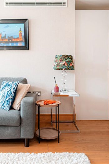 1 Bedroom Flat For Sale In Lisson Grove, London, NW1