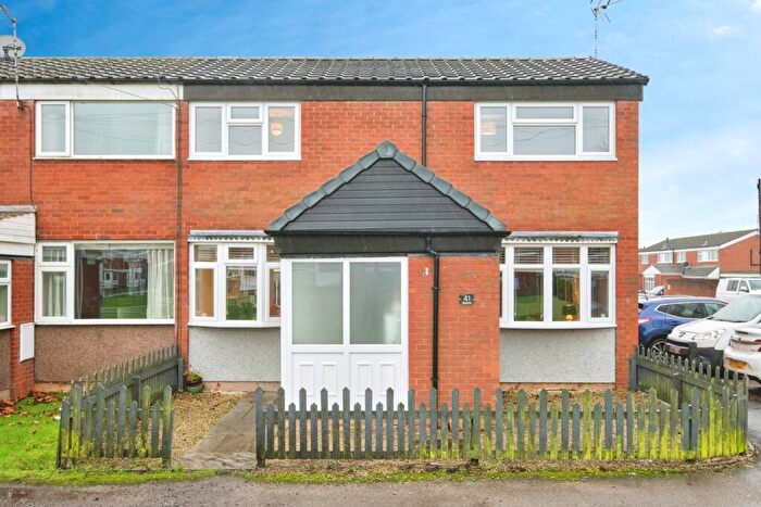 3 Bedroom End Of Terrace House For Sale In Pear Tree Avenue, Kingsbury, Tamworth, Warwickshire, B78