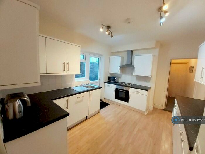 7 Bedroom Terraced House To Rent In Fishponds Road, Fishponds, Bristol, BS16