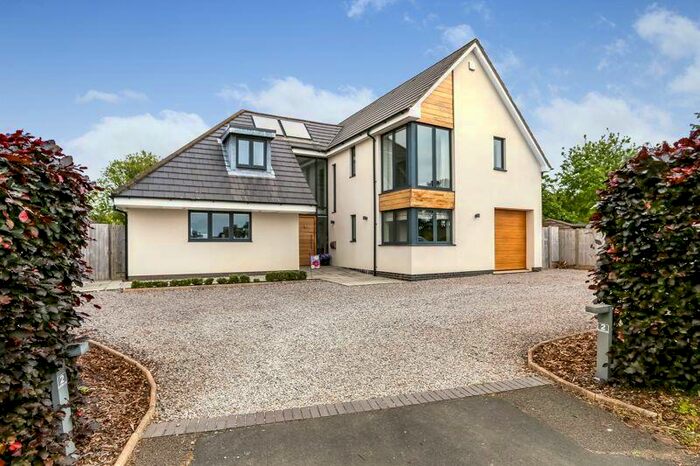 5 Bedroom Detached House To Rent In Oliver's Battery, Winchester, SO22