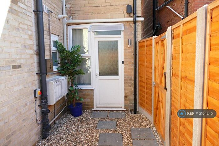 1 Bedroom Flat To Rent In Wimborne Road, Bournemouth, BH9