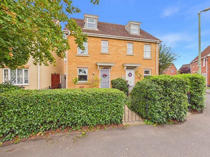 3 Bedroom Semi-Detached House For Sale In Topsfield, Great Cornard, Sudbury, CO10