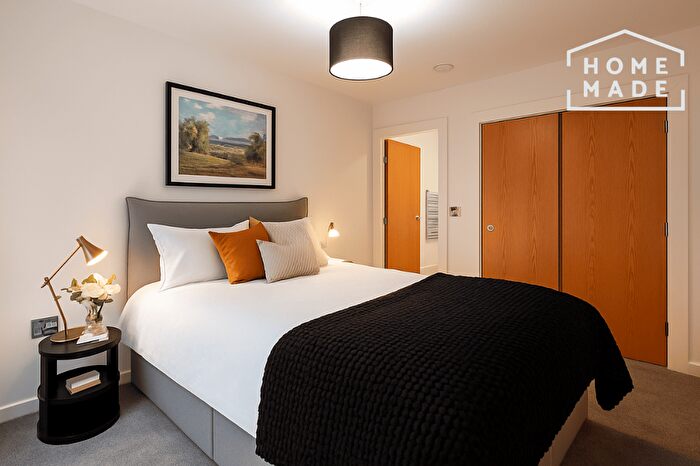 2 Bedroom Flat To Rent In The Slate Yard, M3