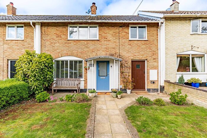3 Bedroom Terraced House For Sale In Forge Grove, Gillingham, NR34
