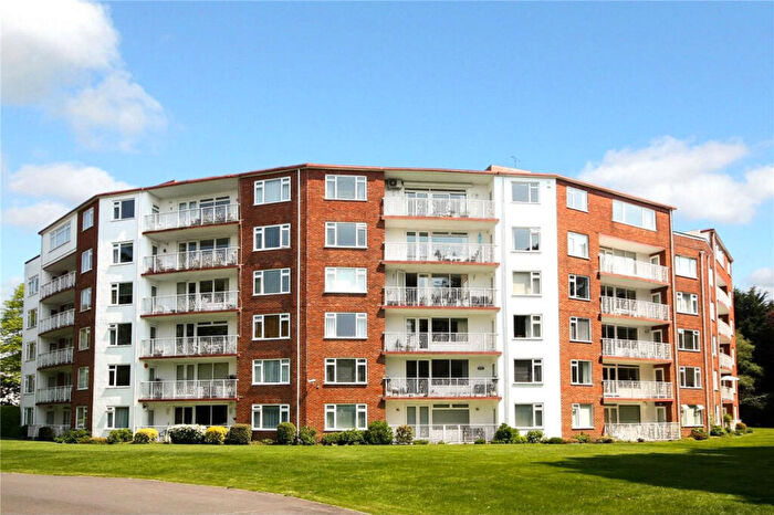 3 Bedroom Flat For Sale In The Avenue, Poole, BH13