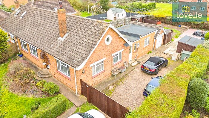 4 Bedroom Semi Detached Bungalow For Sale In Conisholme Road, North Somercotes, LN11