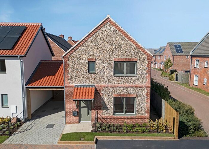 3 Bedroom Link Detached House For Sale In Saturday St November - View The Final Five Homes Available At Hobbs Close, Wells-next-the-Sea, NR23