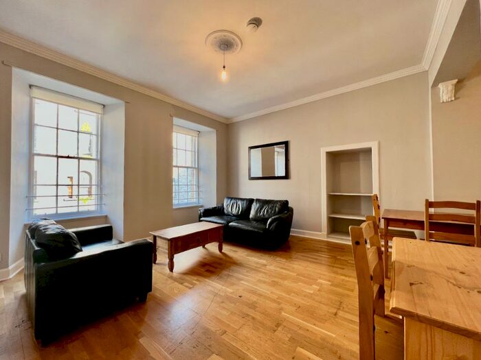 3 Bedroom Flat To Rent In Blair Street, Old Town, Edinburgh, EH1