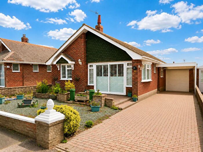 3 Bedroom Detached Bungalow For Sale In Lincoln Avenue, Peacehaven, BN10