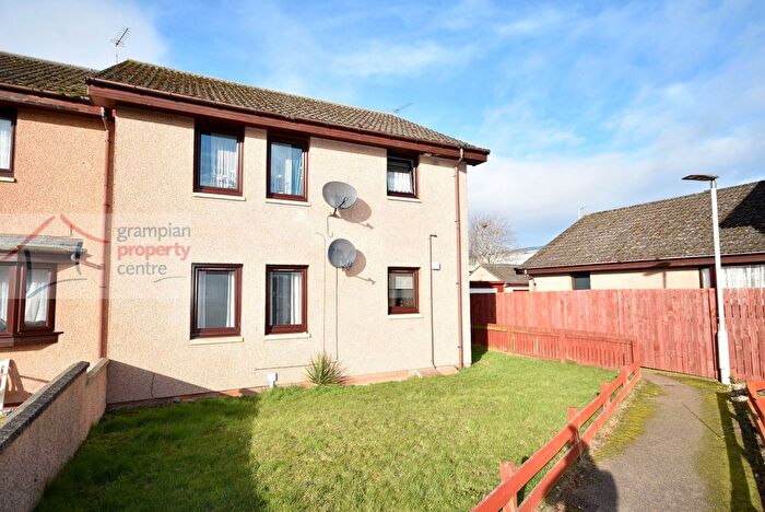 2 Bedroom Flat For Sale In Springfield Drive, Elgin, IV30