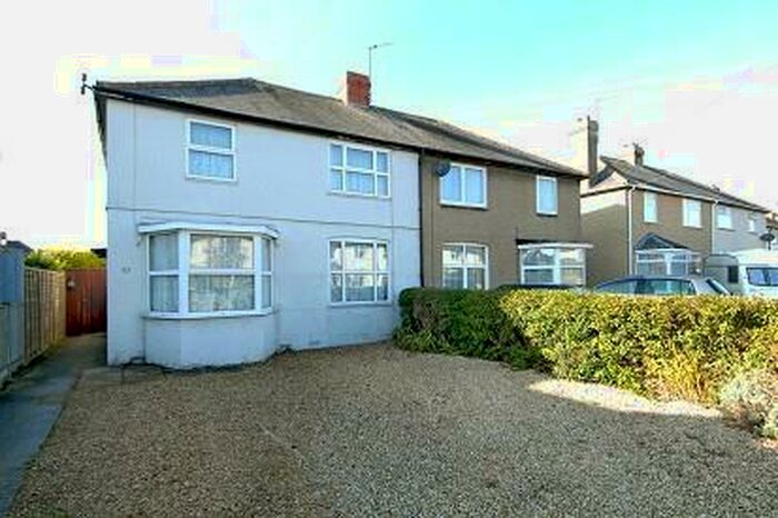 3 Bedroom Semi-Detached House To Rent In Dene Road, Headington, OX3