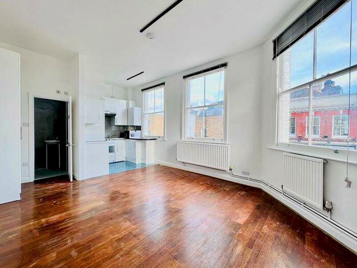Studio To Rent In Broadway Market, London Fields, E8