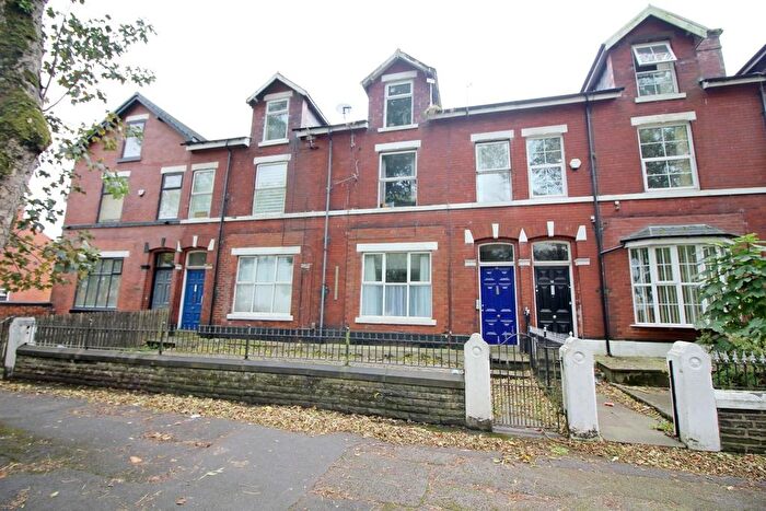 1 Bedroom Flat To Rent In Wellington Road, Bury, BL9