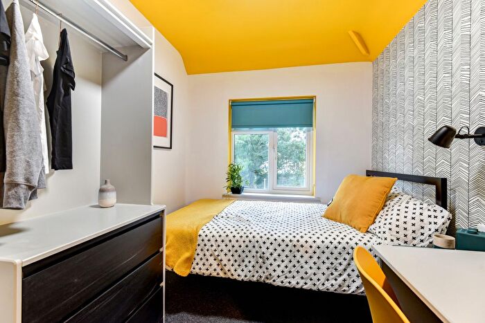 8 Bedroom Semi-Detached House To Rent In Maskelyne Avenue, Bristol, BS10