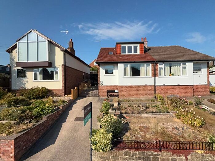 3 Bedroom Semi-Detached Bungalow For Sale In Springbank Road, Farsley, Pudsey, LS28