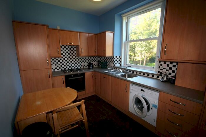 2 Bedroom Flat To Rent In Richmond Terrace, Rosemount, Aberdeen, AB25