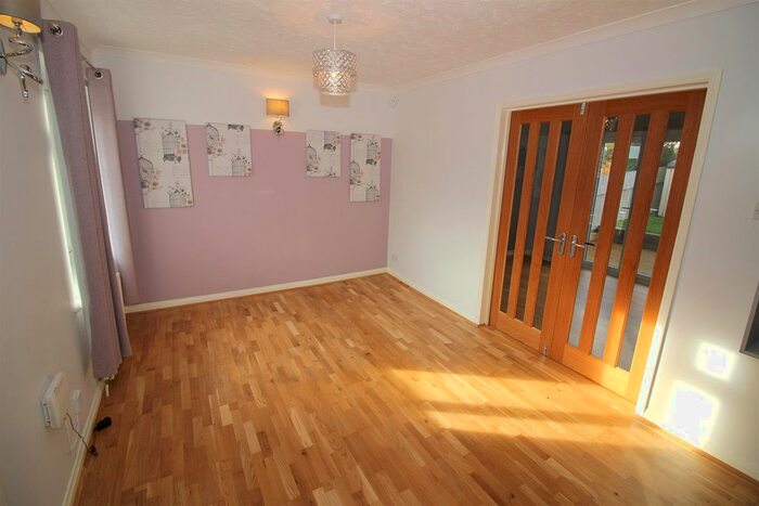 2 Bedroom Terraced House For Sale In Gennys Close, St. Anns Chapel, PL18 - Photo 2