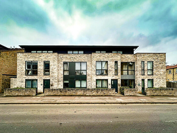 2 Bedroom Apartment To Rent In Novum House, Water Lane, Cambridge, CB4