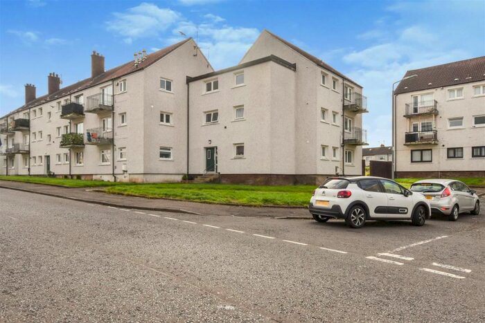 2 Bedroom Flat To Rent In / Craigielea Road, Duntocher, G81