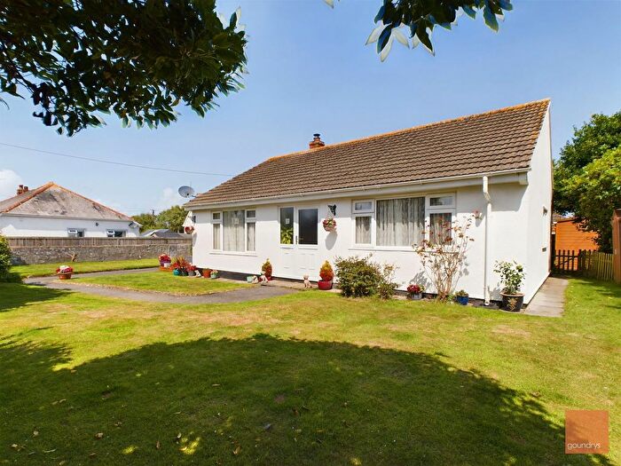 3 Bedroom Bungalow For Sale In Highfield Road, Mount Hawke, Truro, TR4