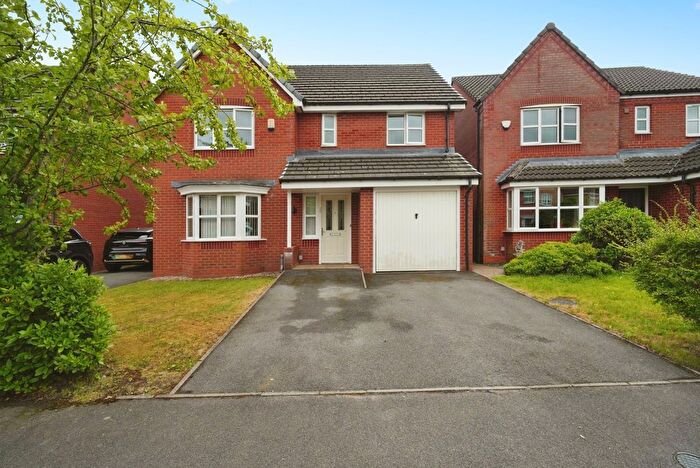 4 Bedroom Detached House For Sale In Holcroft Drive, Wigan, Lancashire, WN2